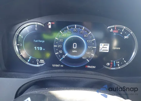 2016 Cadillac Escalade Luxury Collection z USA, uszkodzony, nr VIN 1GYS4BKJ8GR109207